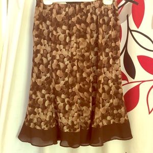 Women brown knee length skirt